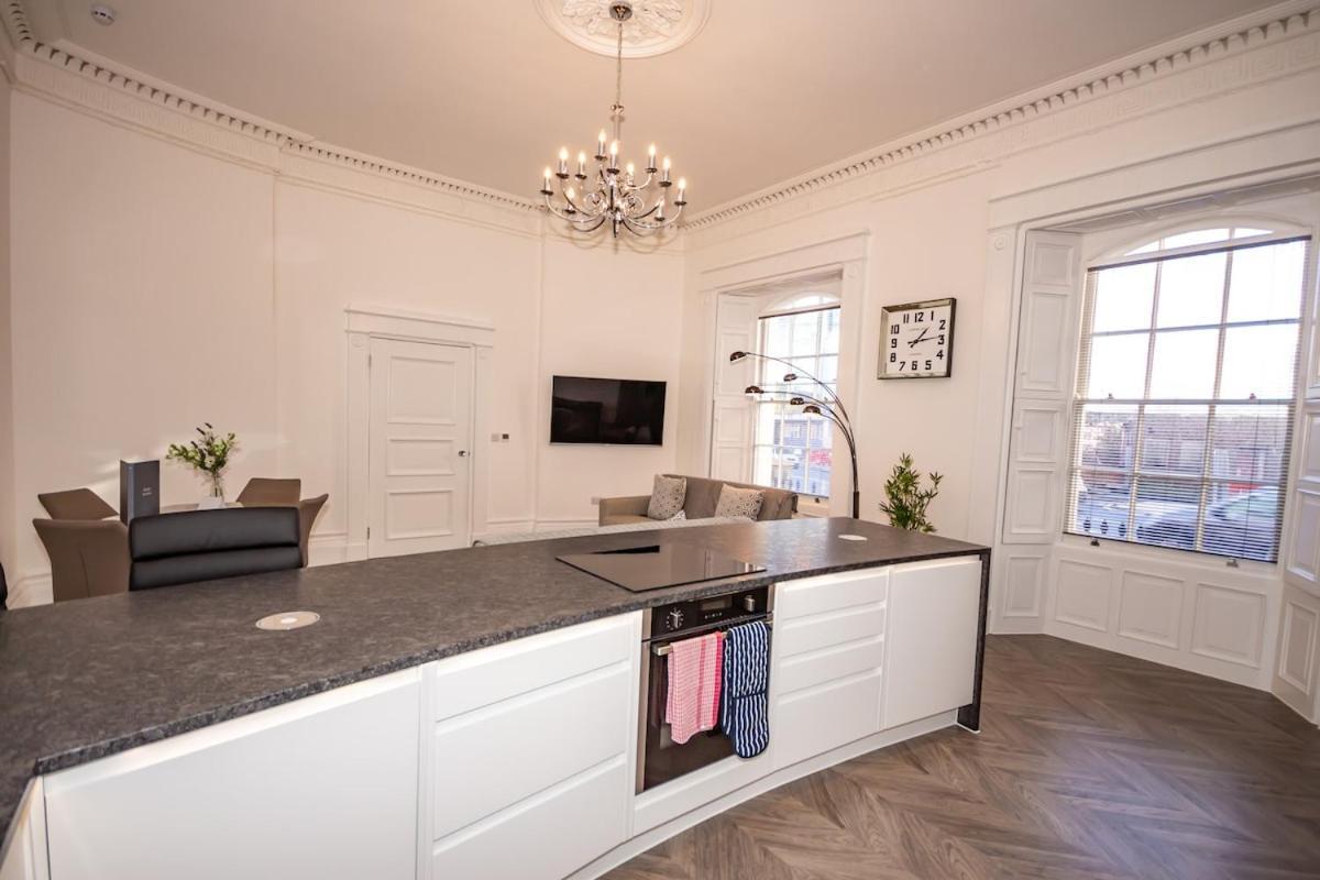 Luxury 1 Bedroom Ground Floor Apartment Plymouth Dış mekan fotoğraf